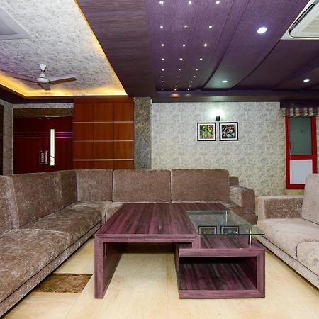 Hotel Lake View Grand Λάκναου Εξωτερικό φωτογραφία